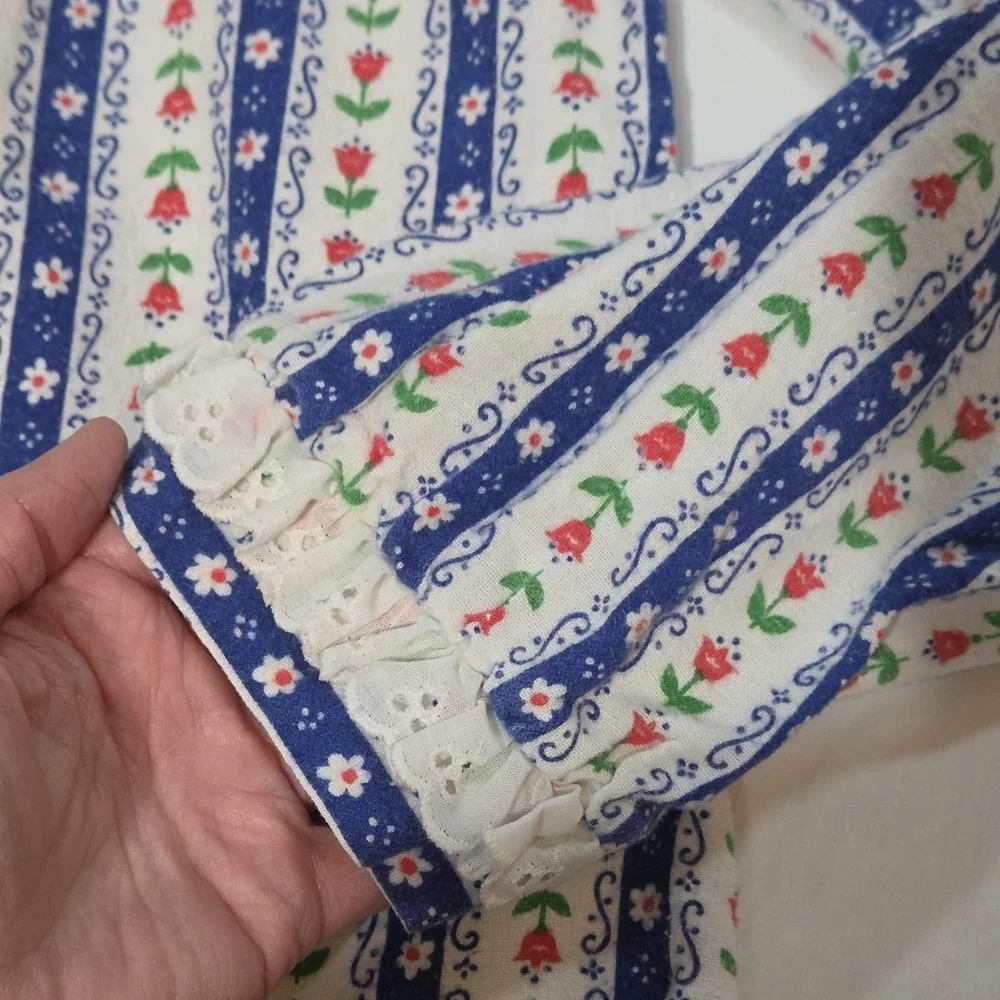 Kittens by Katz Girls Flannel Pajama Top M/L Ditsy Floral Stripe VTG Eyelet Lace
